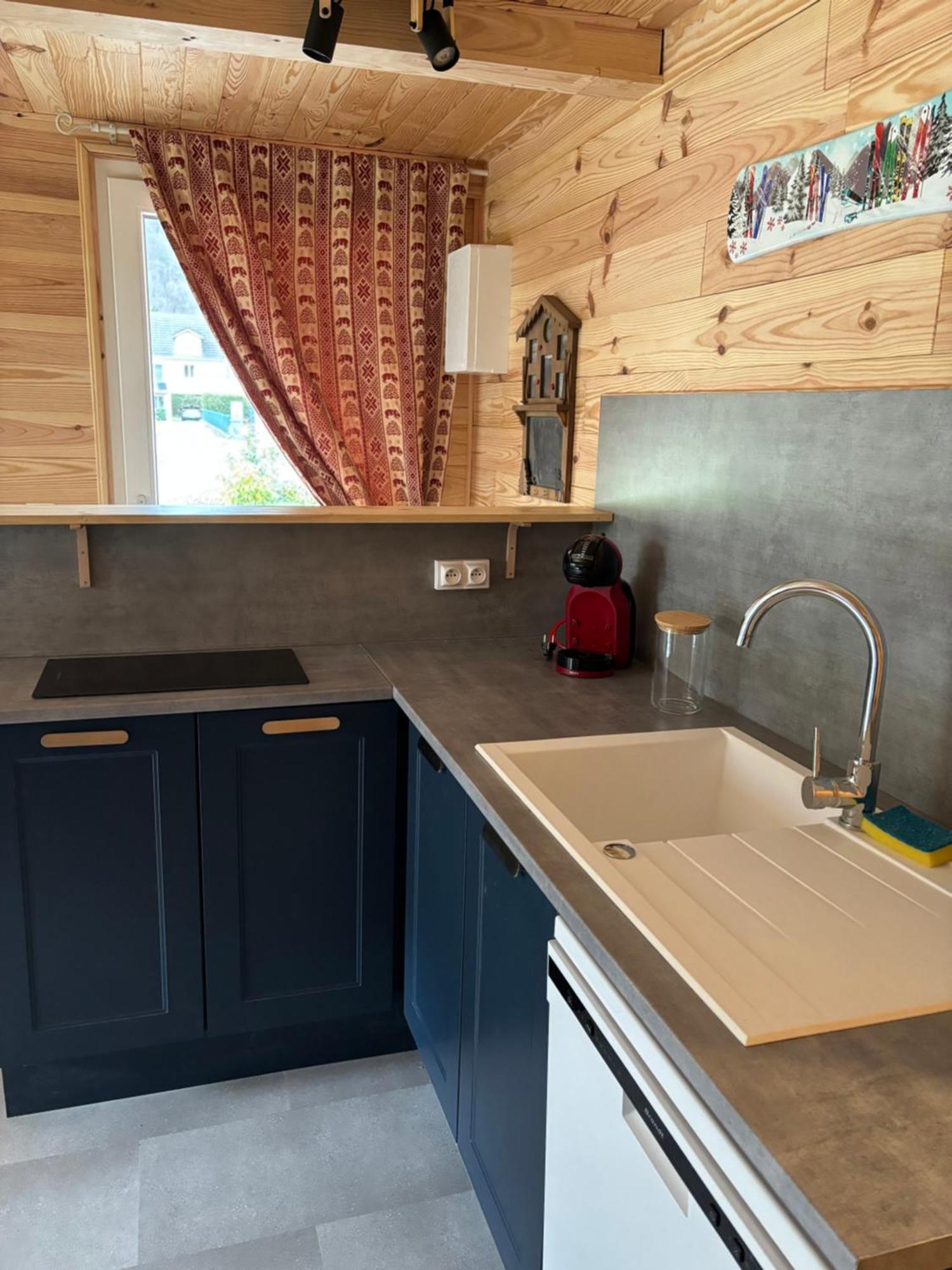 L'Oursiere A Saint Mamet Apartment Exterior photo